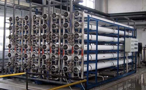 隱形眼鏡的生產(chǎn)離不開(kāi)水 隱形眼鏡的生產(chǎn)離不開(kāi)水