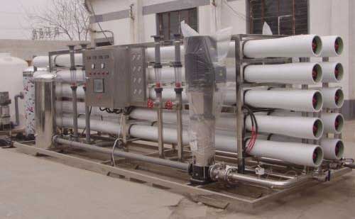 純凈水生產(chǎn)設(shè)備清洗方法及操作要點(diǎn)介紹(圖文) 純凈水生產(chǎn)設(shè)備清洗方法及操作要點(diǎn)介紹(圖文)