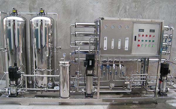 大型釀酒廠家采用的反滲透設(shè)備介紹(圖文) 大型釀酒廠家采用的反滲透設(shè)備介紹(圖文)